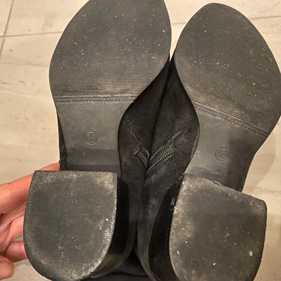 Artica (Browns Brand) waterproof Suede booties 6.5 - Picture 3 of 5